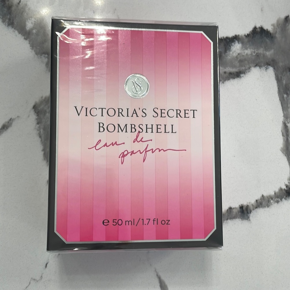 Victoria’s Secret Bombshell Perfume 1.7